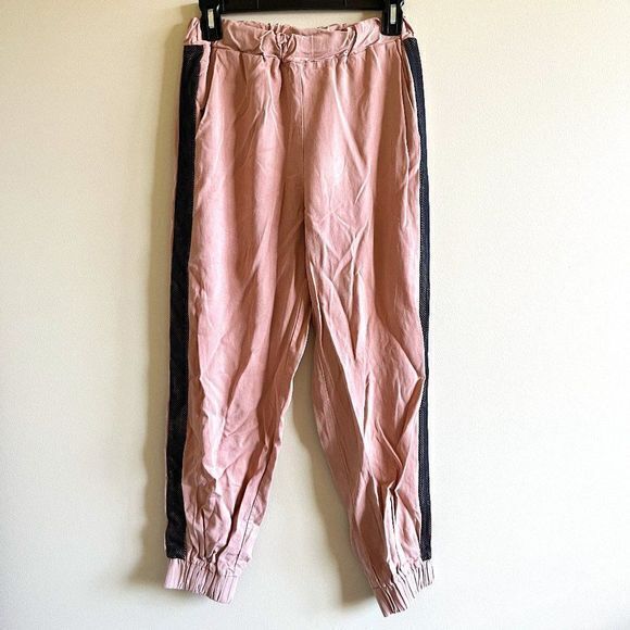 Zara JOGGING PANTS WITH SIDE STRIPE PINK CROP ANKLE WOMENS SIZE XS POCKETS - Picture 2 of 9